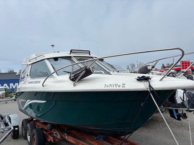 Finnmaster 6400 Royal Cruiser OC / Mercruiser 3.0L 145Hv -99