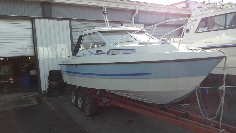 KÄYTETTY Flipper 620 + Mercury 115 -2T - 90 vm.     