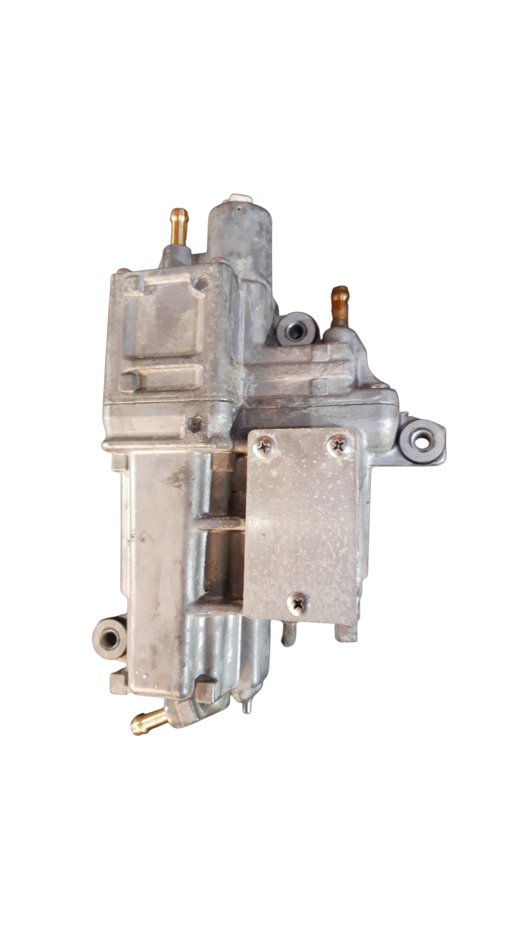 K&Auml;YTETTY SUZUKI POLTTOAINEPUMPPU ASETELMA